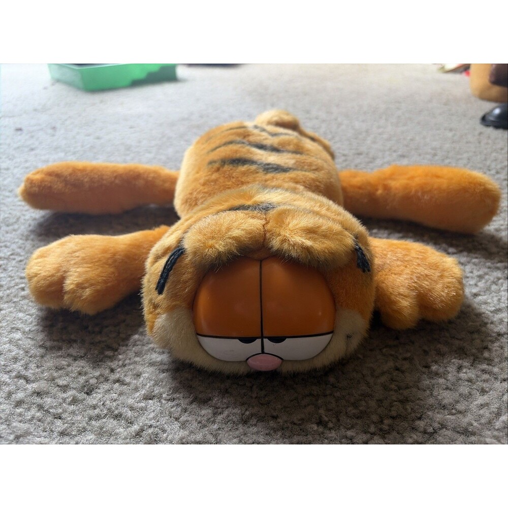 Vintage Garfield Splat Plush Cat 1978 Fine Toy Co Beanie Flat Bean Bag Toy PAWS